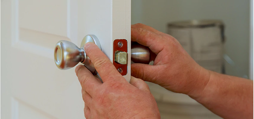 AAA Locksmiths For lock Replacement in Fullerton, California
