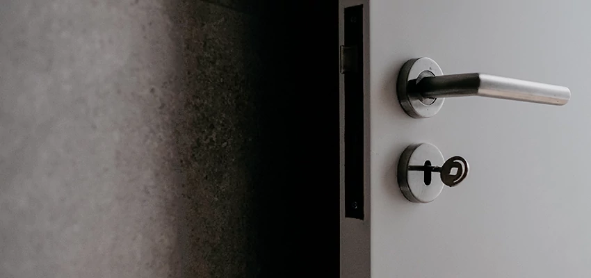 Front Door Handle Repair And Installation in Fullerton, CA