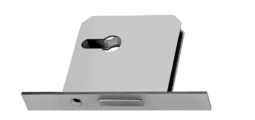 Fix A Deadbolt Door Lock in Fullerton, California